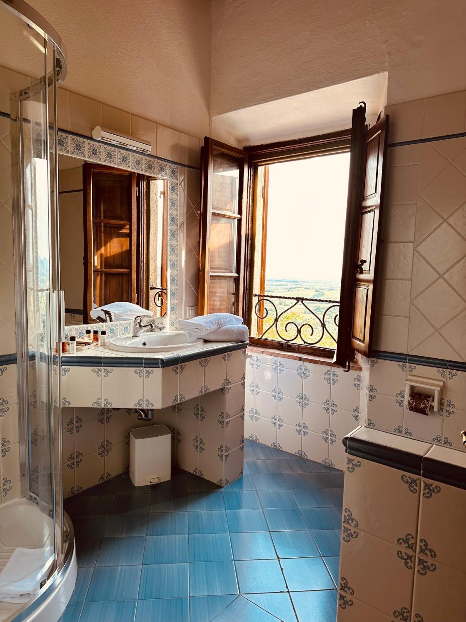 Tenuta Di Montemassi Fattoria Экстерьер фото
